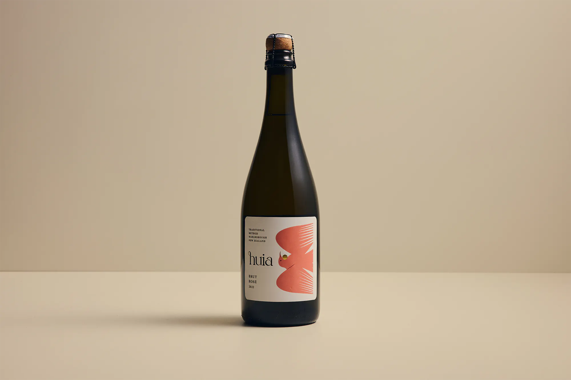 Huia Brut Rose